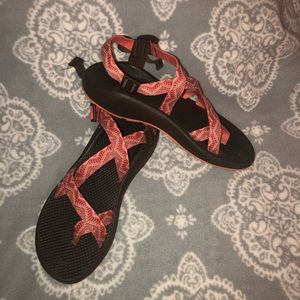 CORAL CHACOS